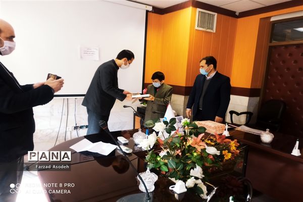 برگزاری جلسه تقدیر از اعضای فعال کانون لقمان کاشمر