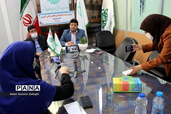 اولین نشست نمایندگان مجلس دانش آموزی استان بوشهر