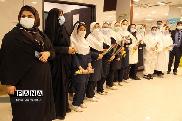 تقدیرمربیان و مدرسان پیشتاز از پرستاران بیمارستان گلستان اهواز