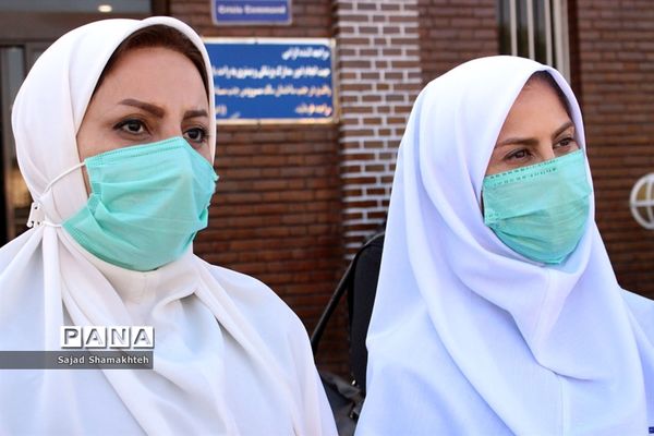 تقدیرمربیان و مدرسان پیشتاز از پرستاران بیمارستان گلستان اهواز