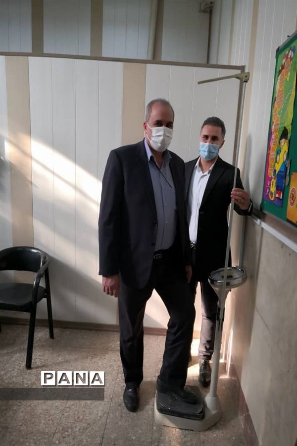 اجرای طرح ملی  «کوچ»  میان کارمندان اداری آموزش و پرورش ناحیه یک شهرری