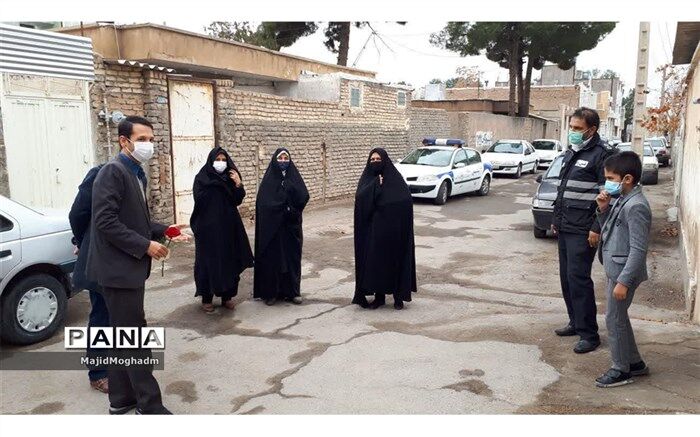حافظ قرآن باید سعی کند عامل به قرآن باشد