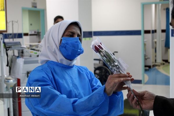 قدردانی از پرستاران و پزشکان بیمارستان‌های شهر ساری