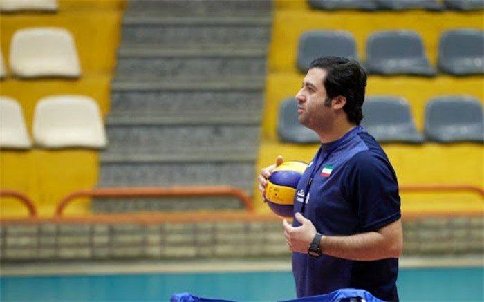 سرمربی جدید والیبال خاتم اردکان معرفی شد