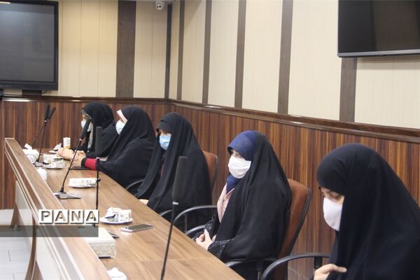 بزرگداشت روز پرستار در آموزش و پرورش ناحیه یک شهرری