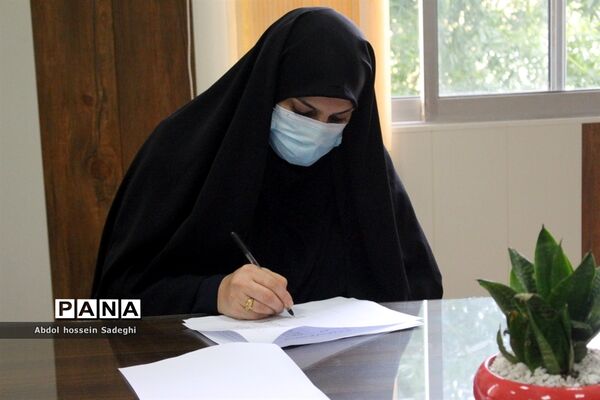 تجلیل از داوران مسابقات قرآن، عترت و نماز اداره‌کل آموزش و پرورش استان بوشهر