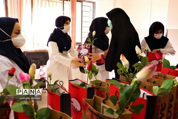 تجلیل جهادگران سنگر علم آموزی از مدافعان سلامت در آباده