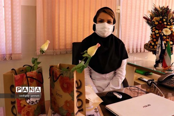 تجلیل جهادگران سنگر علم آموزی از مدافعان سلامت در آباده