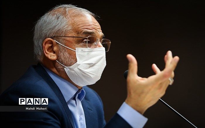 حقوق معلمان با تاخیر پرداخت نمی‌شود؛ تاخیر در پرداخت‌ها مربوط به اضافه‌کار بود