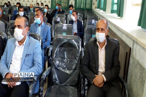 برگزاری جلسه مدیران مقطع ابتدایی درسالن اجتماعات اداره شهرستان حمیدیه