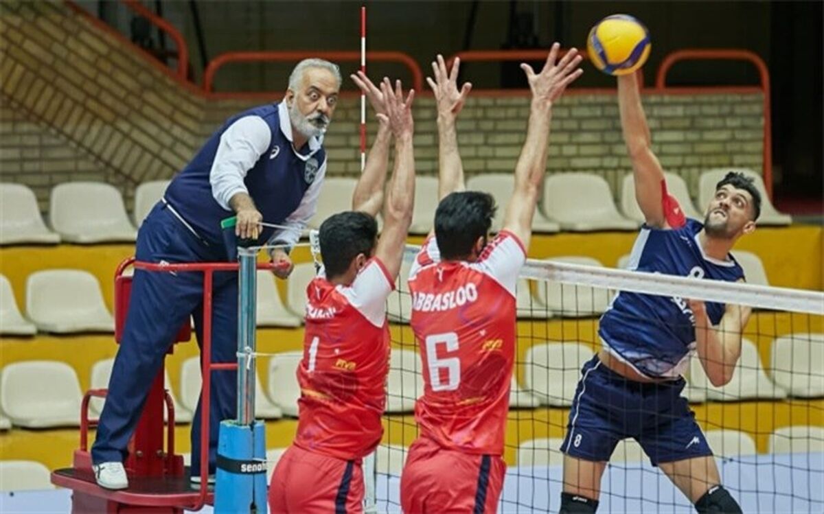 جای سرمربی تیم ملی والیبال در لیگ برتر خالی بود
