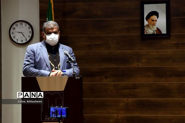 آیین تجلیل از 20هزار آموزگار مقطع ابتدایی