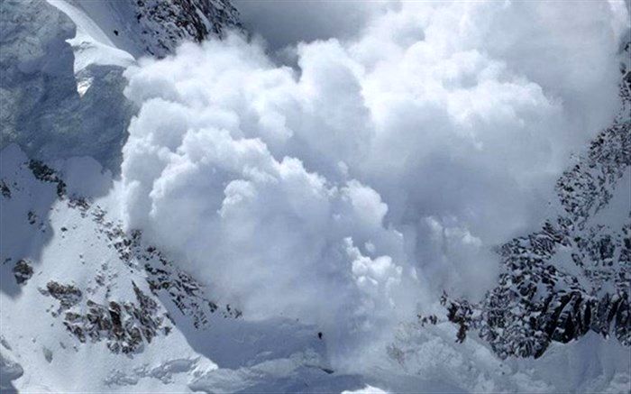 یک فوتی در حادثه سقوط بهمن در ارتفاعات تهران