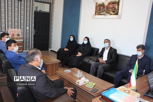 بازدید رئیس اداره تربیت بدنی و فعالیت‌های ورزشی از مدارس شهرستان دشتستان