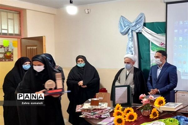 تجلیل از برترین‌های قرآن،عترت ونماز در قرچک