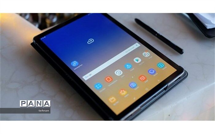 اهدای 140 تبلت و گوشی تلفن همراه توسط خیرین، همکاران فرهنگی و مدارس منطقه 17