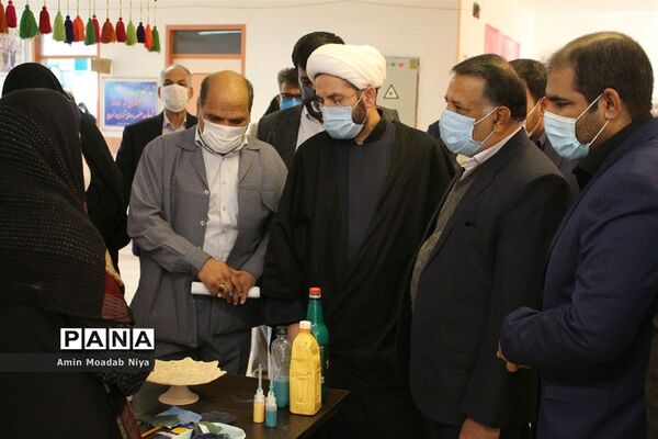 تجلیل از فعالان عرصه سوادآموزی در زاهدان