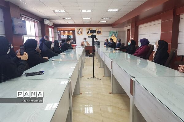 برگزاری آیین معرفی آثار فرهنگیان نویسنده در ملارد