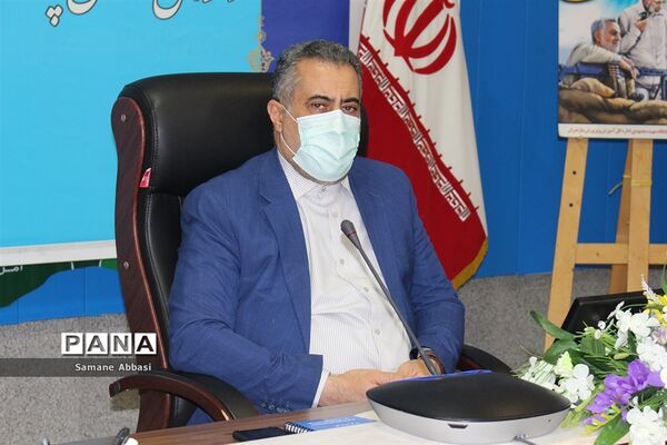 آیین تحلیف اعضای هیات رئیسه مجلس دانش‌آموزی مازندران