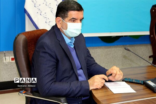 آیین تحلیف اعضای هیات رئیسه مجلس دانش‌آموزی مازندران