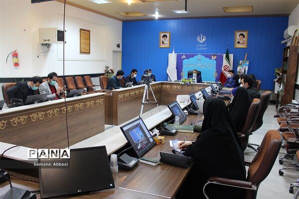آیین تحلیف اعضای هیات رئیسه مجلس دانش‌آموزی مازندران