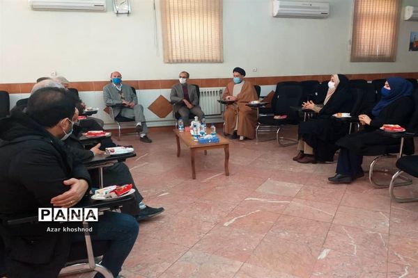 بازدید نماینده مجلس شورای اسلامی و امام جمعه از مرکز یادگیری محلی باهنر ملارد