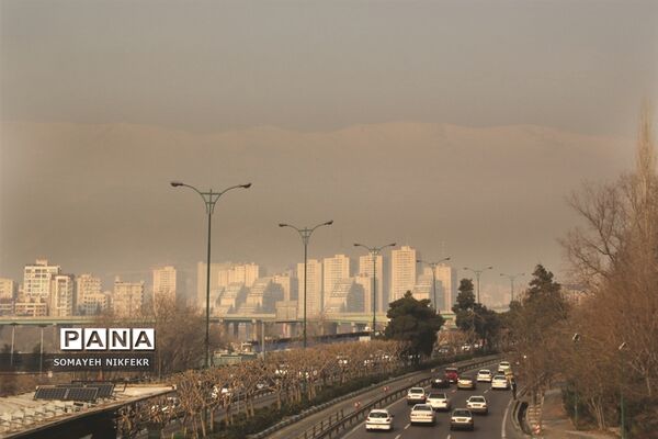 اینجا برای نفس کشیدن هوا کم است