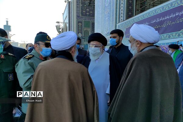 تشییع پیکرمرحوم آیت الله محمد تقی مصباح یزدی در حرم مطهر حضرت امام رضا (ع)
