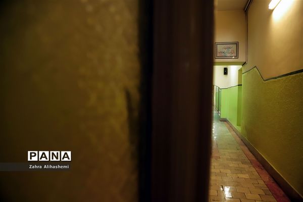 دبیرستان ماندگار و هنرستان فیروزبهرام