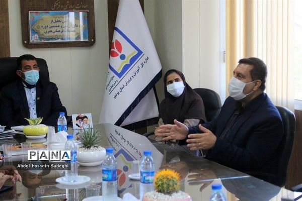 تجلیل از داوران سی و هشتمین دوره مسابقات فرهنگی هنری آموزش و پرورش استان بوشهر