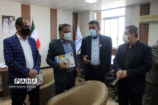 تجلیل از داوران سی و هشتمین دوره مسابقات فرهنگی هنری آموزش و پرورش استان بوشهر