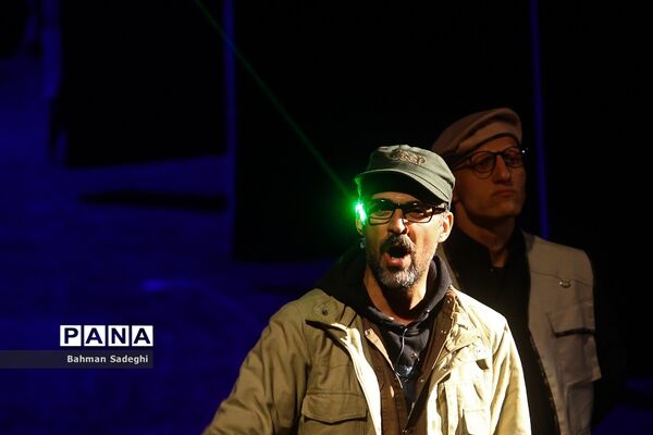 مستند نمایش «سرباز»
