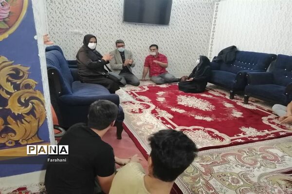 بازدید معاون امور اجتماعی از مراکز شبه خانواده در ورامین
