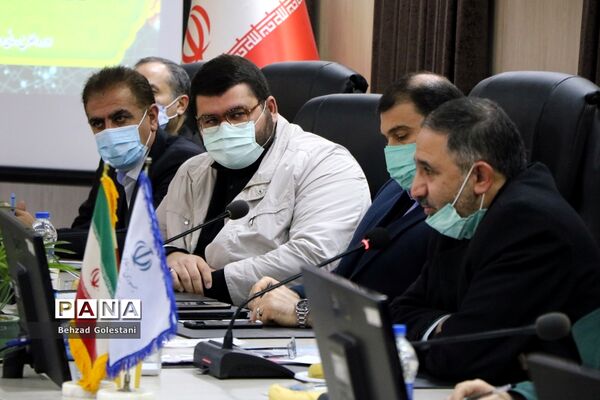 جلسه شورای معاونان آموزش و پرورش با حضور لاشکی معاون حقوقی و امور مجلس وزیر در ارومیه