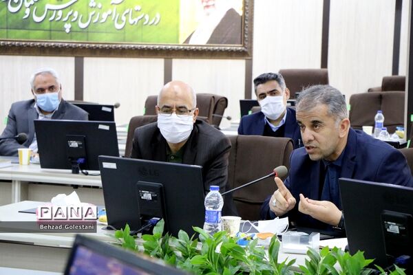 جلسه شورای معاونان آموزش و پرورش با حضور لاشکی معاون حقوقی و امور مجلس وزیر در ارومیه