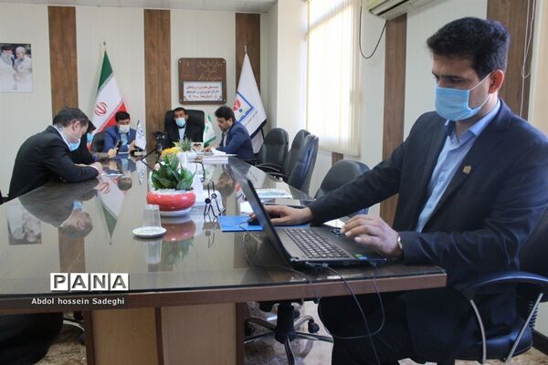 نشست معاون پرورشی و فرهنگی اداره‌کل آموزش و پرورش استان بوشهر با مربیان پیشتاز