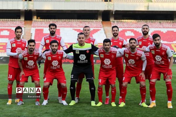 دیدار تیم‌های پرسپولیس و سپاهان