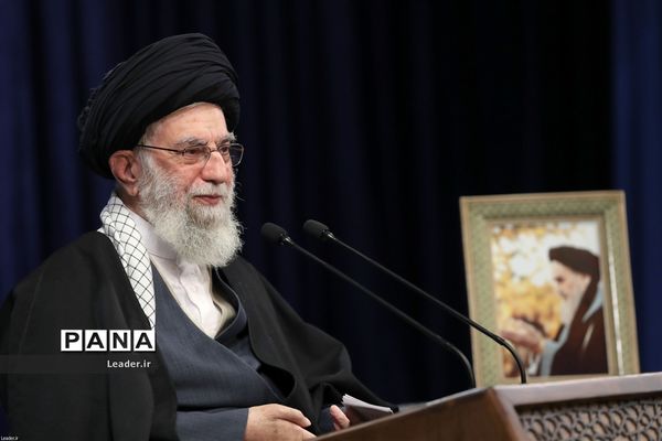 سخنرانی تلویزیونی رهبر انقلاب در سالروز قیام ۱۹ دی ۱۳۵۶ مردم قم