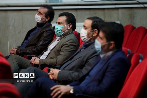 نخستین جشنواره فرهنگی هنری معلمان هنرمند کشور