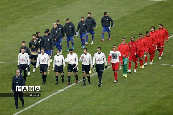 دیدار تیم‌های استقلال و پرسپولیس