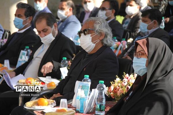 آیین افتتاحیه نخستین جشنواره معلمان هنرمند کشور در شیراز