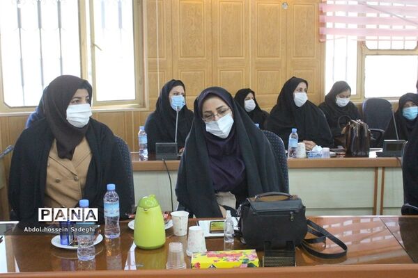 جلسه مدیران دوره دوم متوسطه نظری شهرستان بوشهر