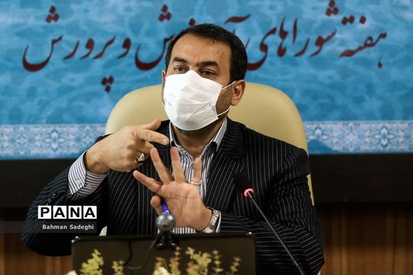 نشست خبری رئیس سازمان مدارس و مراکز غیردولتی و توسعه مشارکت‌های مردمی