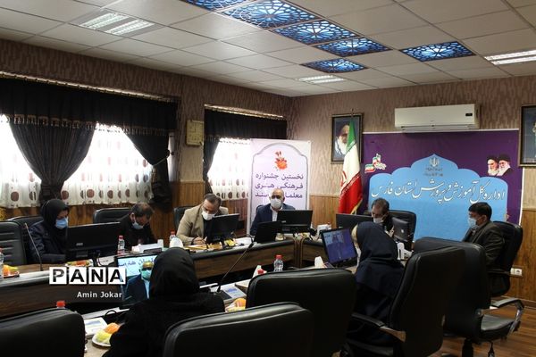 نشست خبری مدیرکل فرهنگی هنری، اردوها و فضاهای پرورشی وزارت آموزش و پرورش در شیراز