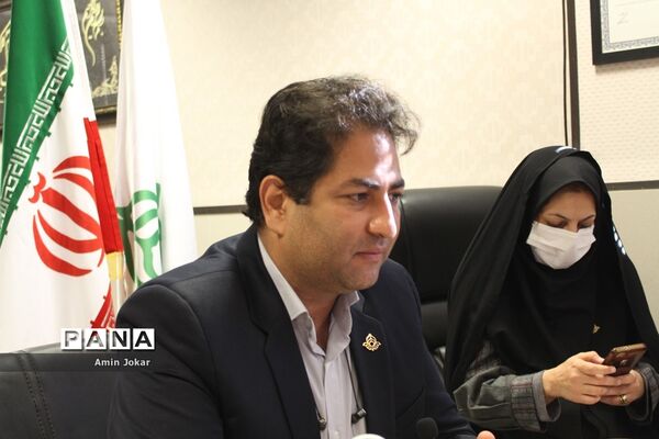 نشست هم اندیشی مسئولان سازمان دانش‌آموزی استان فارس به صورت ویدئو کنفرانس