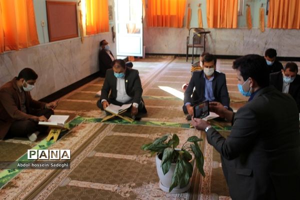 محفل انس با قرآن در اداره‌کل آموزش و پرورش استان بوشهر