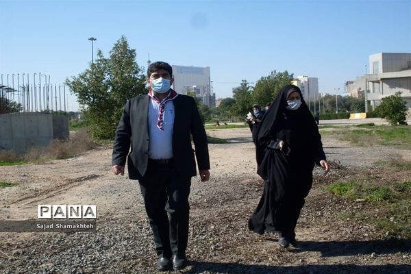 پاکسازی ساحل رودخانه کارون در شهراهواز توسط پیشتازان ناحیه یک اهواز
