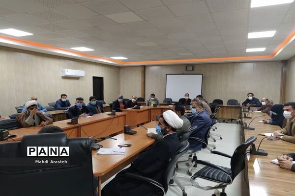جلسه ستاد گرامیداشت دهه فجر و سالگرد پیروزی انقلاب اسلامی درشهرستان خوسف استان خراسان جنوبی