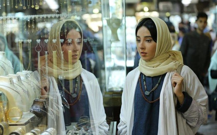 از «بانکدار مبارز» تا «در دوران جنگ» و «سوفی و دیوانه» ، فیلم‌های آخر هفته شبکه‌های سیما