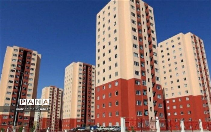 آغاز تکمیل اطلاعات ثبت نام متقاضیان مسکن کارگری در استان یزد